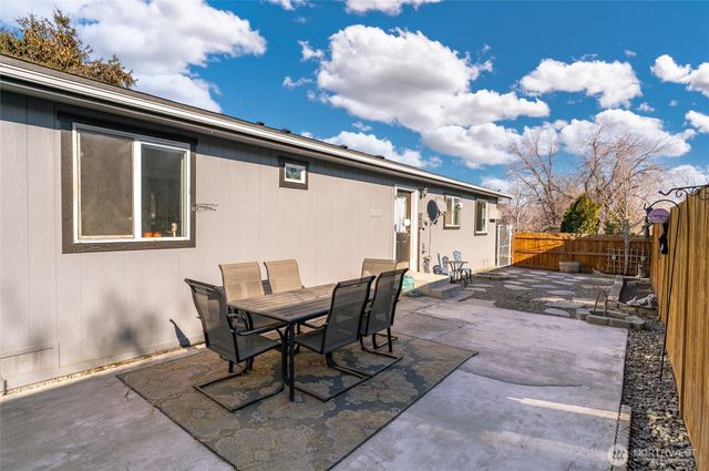 1704 Frances Court, Wenatchee, WA 98801