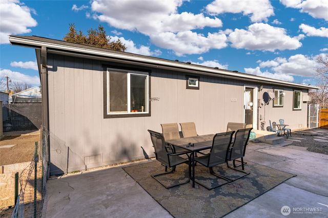 1704 Frances Court, Wenatchee, WA 98801