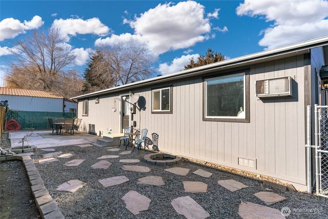 1704 Frances Court, Wenatchee, WA 98801