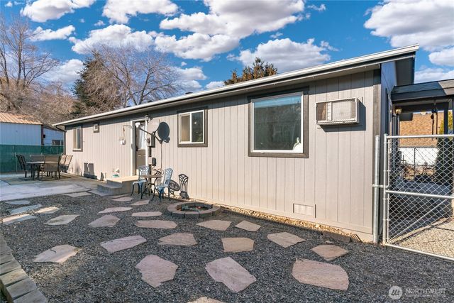 1704 Frances Court, Wenatchee, WA 98801