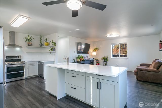 1704 Frances Court, Wenatchee, WA 98801