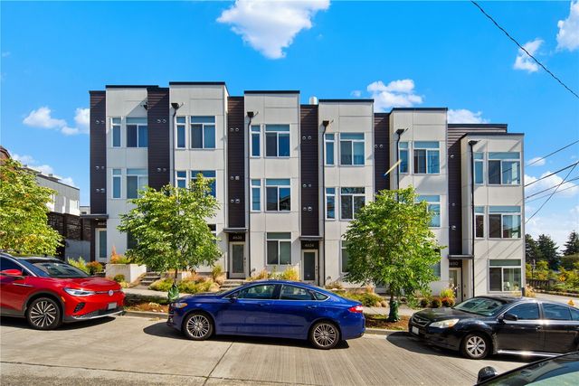 4630 Linden Avenue N, Seattle, WA 98103