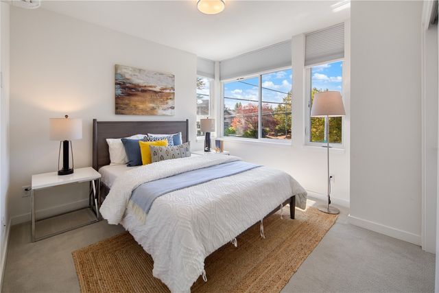 4630 Linden Avenue N, Seattle, WA 98103