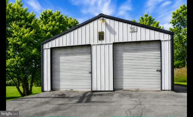 408 PENN ST S, Shippensburg, PA 17257
