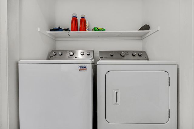 5982 Ascot Dr, Oakland, CA 94611