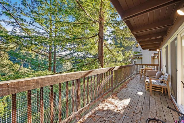 5982 Ascot Dr, Oakland, CA 94611