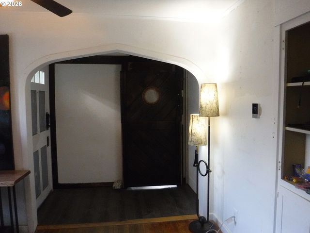 2470 OCEAN Blvd, Coos Bay, OR 97420