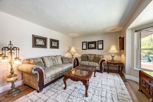 3819 W OWENSBORO DR, West Jordan, UT 84084