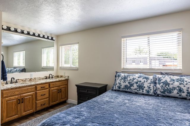 3819 W OWENSBORO DR, West Jordan, UT 84084