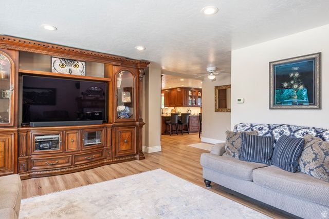3819 W OWENSBORO DR, West Jordan, UT 84084