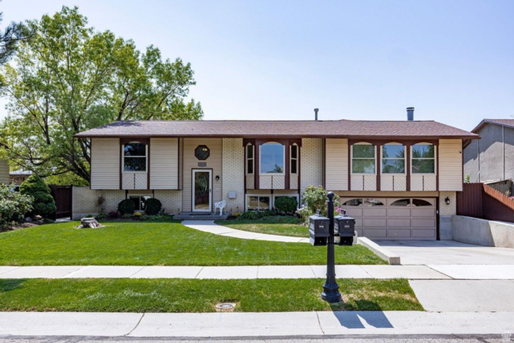 3819 W OWENSBORO DR, West Jordan, UT 84084