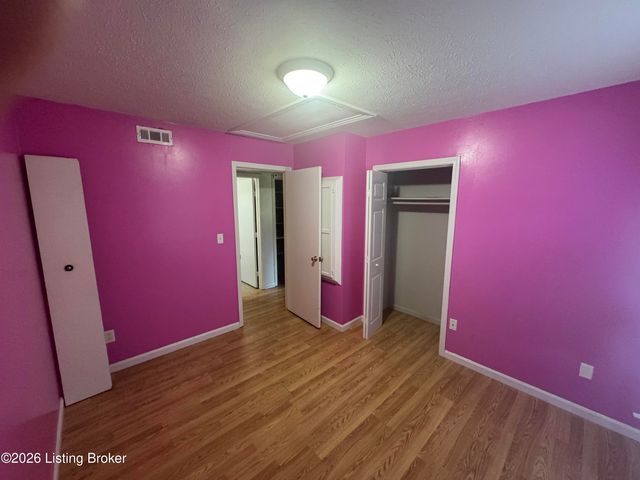 7202 Quail Ridge Rd, Louisville, KY 40291