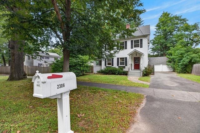 2306 Wilbraham Rd, Springfield, MA 01129