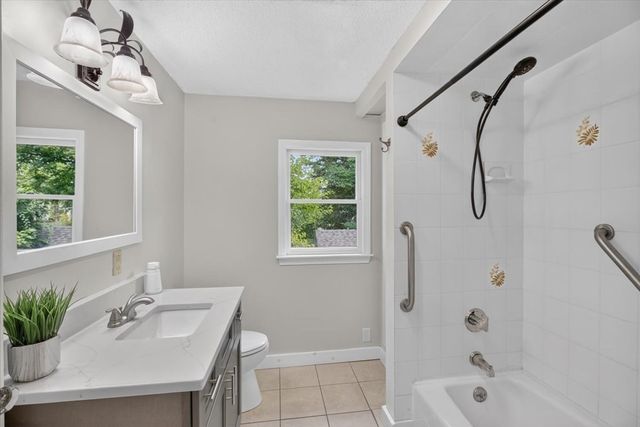 2306 Wilbraham Rd, Springfield, MA 01129