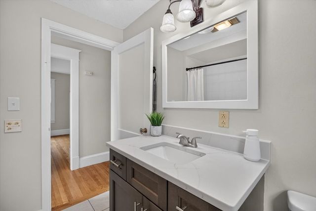 2306 Wilbraham Rd, Springfield, MA 01129