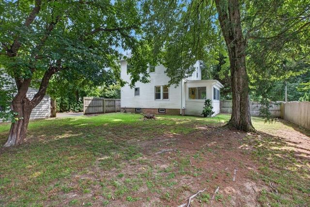 2306 Wilbraham Rd, Springfield, MA 01129