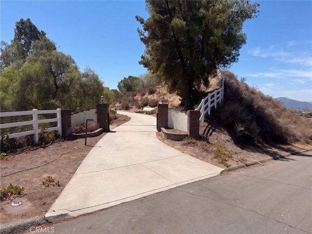 35095 Via Cerro, Temecula, CA 92592
