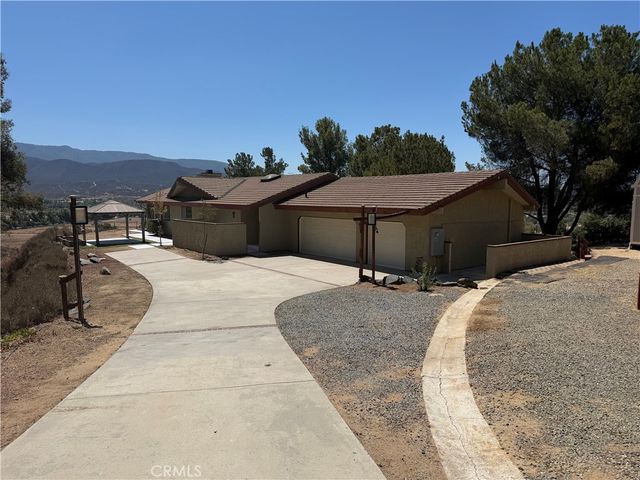 35095 Via Cerro, Temecula, CA 92592