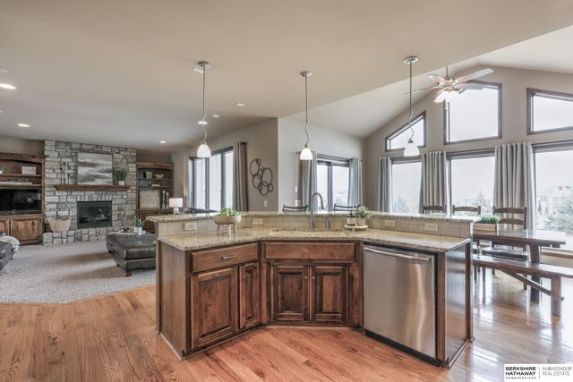 19534 Bellbrook Boulevard, Gretna, NE 68028