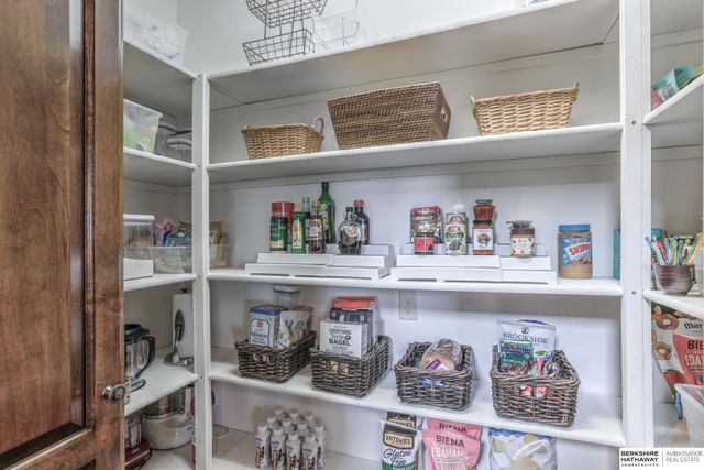 19534 Bellbrook Boulevard, Gretna, NE 68028