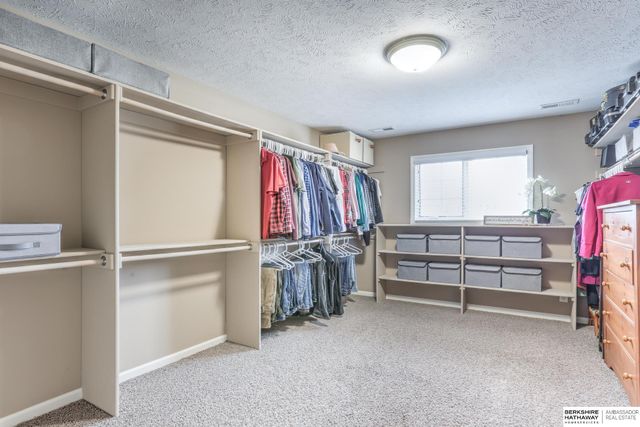 19534 Bellbrook Boulevard, Gretna, NE 68028