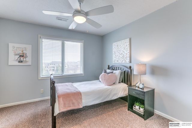 19534 Bellbrook Boulevard, Gretna, NE 68028