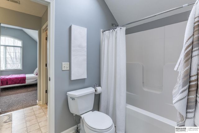 19534 Bellbrook Boulevard, Gretna, NE 68028