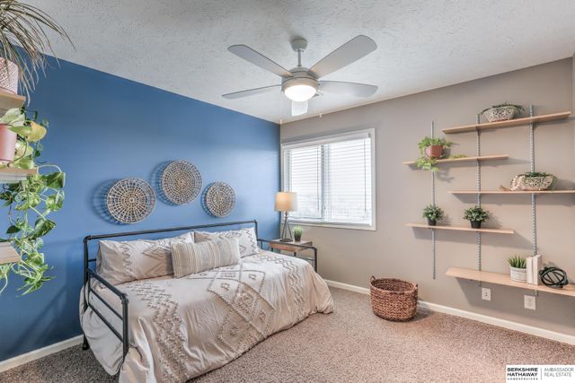 19534 Bellbrook Boulevard, Gretna, NE 68028