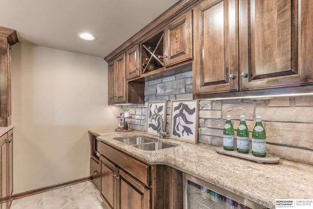 19534 Bellbrook Boulevard, Gretna, NE 68028