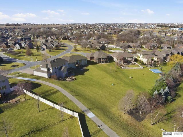 19534 Bellbrook Boulevard, Gretna, NE 68028