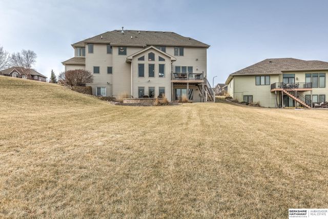 19534 Bellbrook Boulevard, Gretna, NE 68028