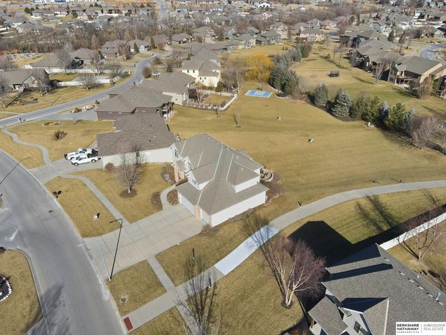 19534 Bellbrook Boulevard, Gretna, NE 68028