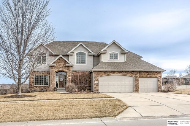 19534 Bellbrook Boulevard, Gretna, NE 68028