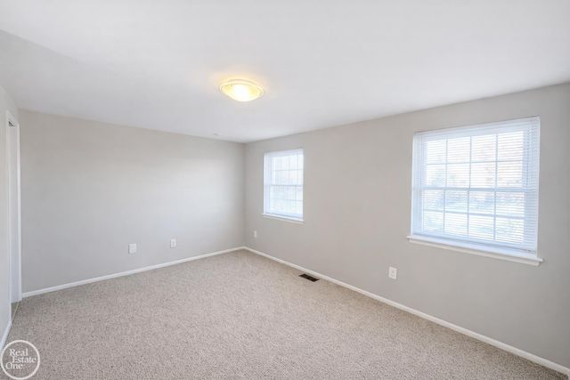 953 Kirts Boulevard, Troy, MI 48084