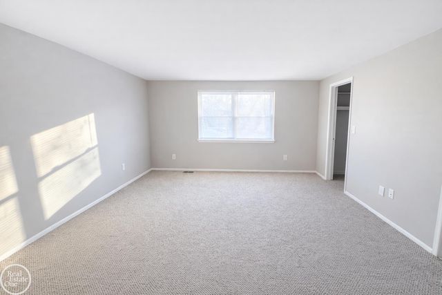 953 Kirts Boulevard, Troy, MI 48084