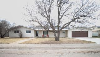 1205 Division Street, Stratford, TX 79084