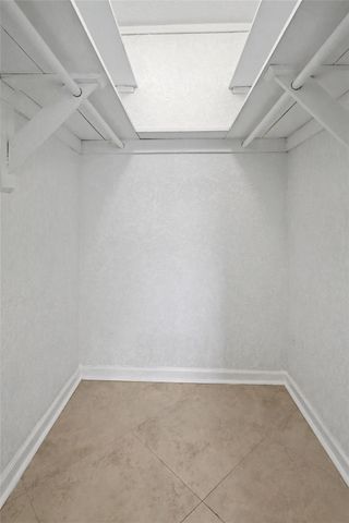 100 SE 6th Avenue 203, Pompano Beach, FL 33060