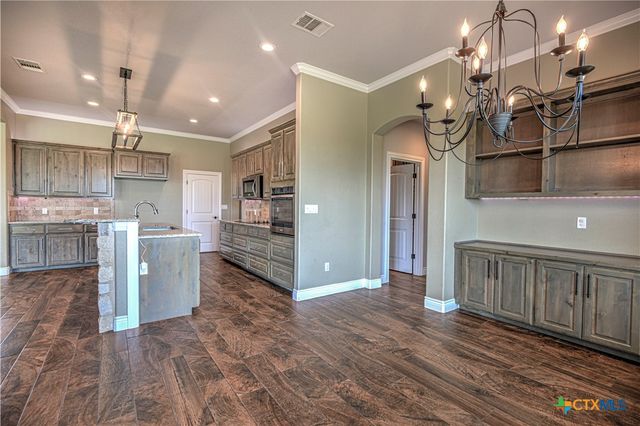 4210 Green Creek Drive, Salado, TX 76571
