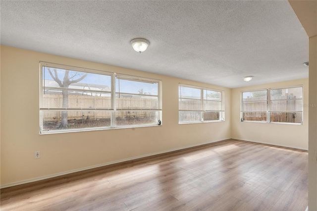 9020 HUNT CLUB LANE, Port Richey, FL 34668