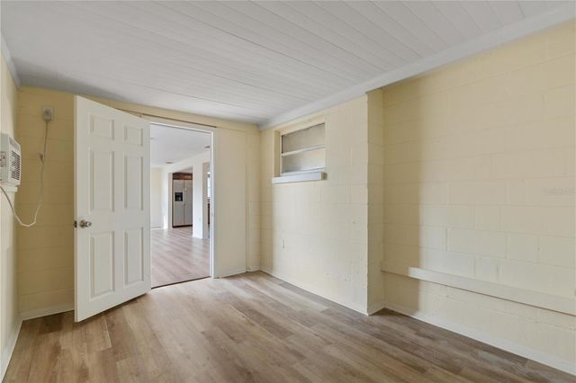 9020 HUNT CLUB LANE, Port Richey, FL 34668