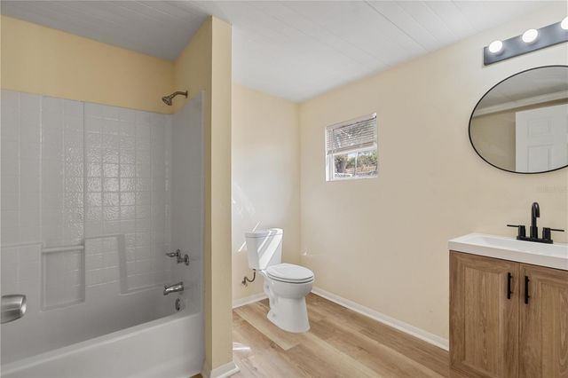 9020 HUNT CLUB LANE, Port Richey, FL 34668