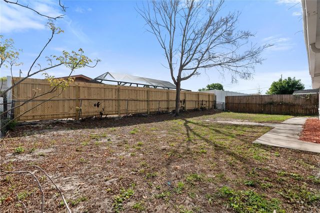 9020 HUNT CLUB LANE, Port Richey, FL 34668