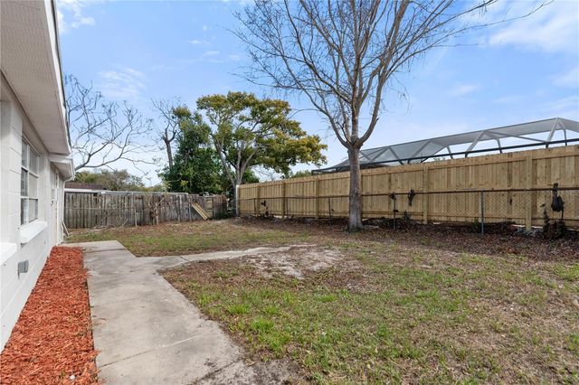 9020 HUNT CLUB LANE, Port Richey, FL 34668