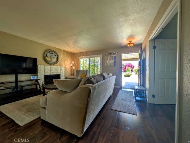 545 Mikalor, San Bernardino, CA 92410
