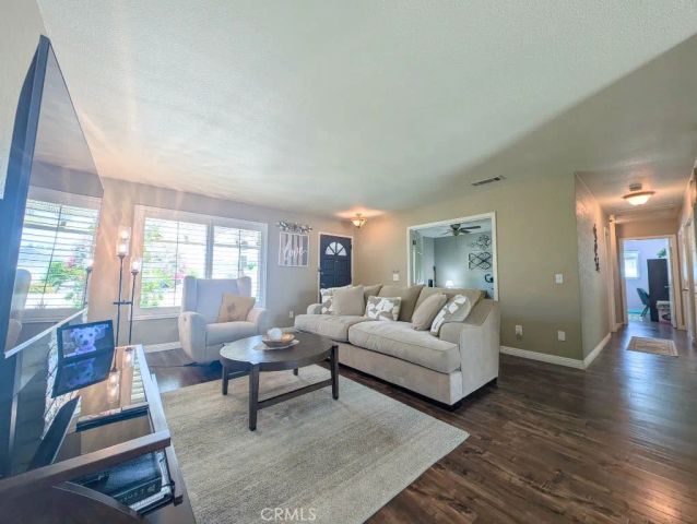 545 Mikalor, San Bernardino, CA 92410