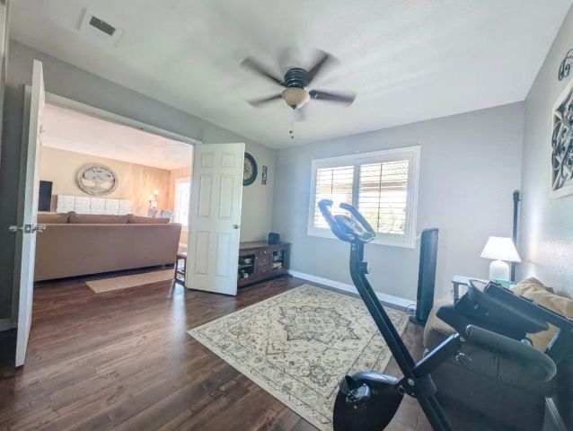 545 Mikalor, San Bernardino, CA 92410