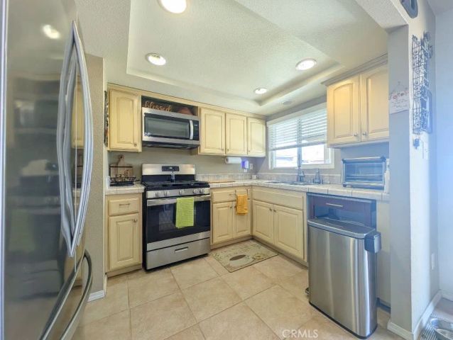 545 Mikalor, San Bernardino, CA 92410