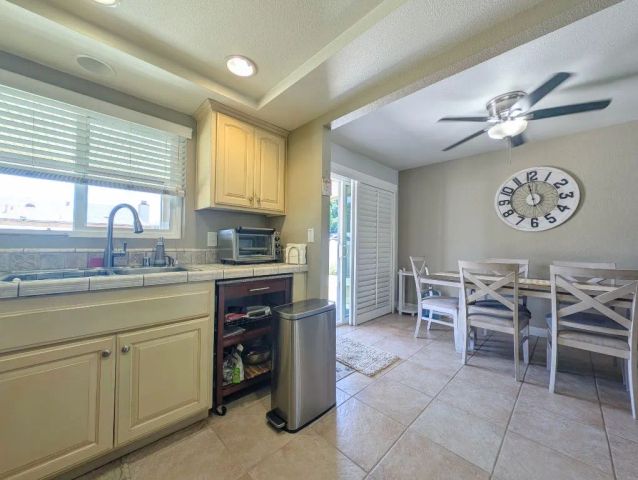 545 Mikalor, San Bernardino, CA 92410
