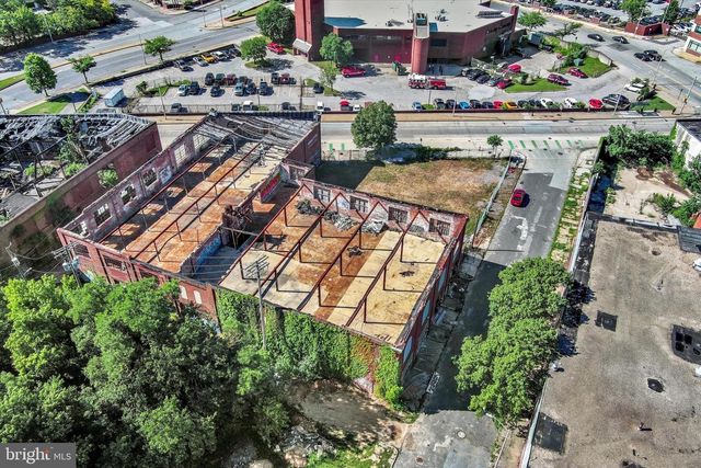 914 E MONUMENT ST, Baltimore, MD 21202
