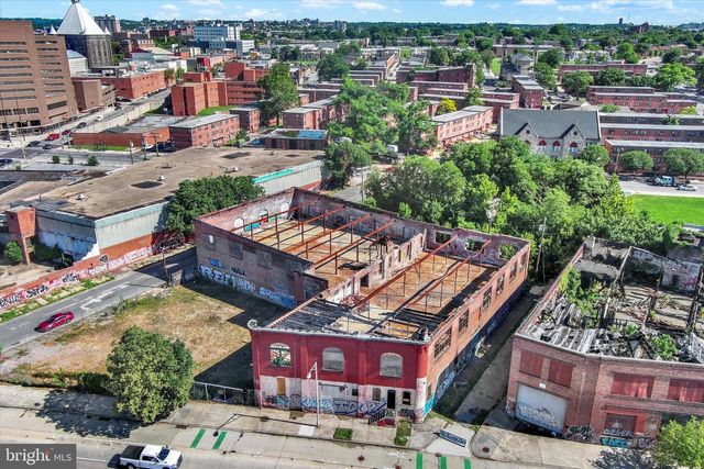 914 E MONUMENT ST, Baltimore, MD 21202